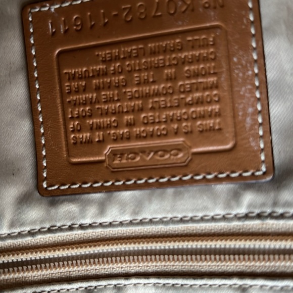 Coach leather handbag - Picture 4 of 4